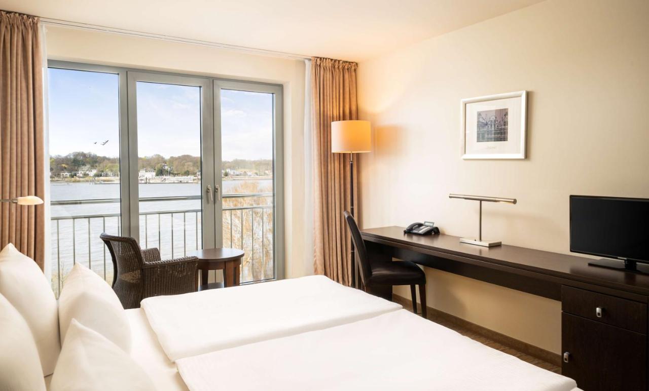 Elaya Hotel Hamburg Finkenwerder Ehemals The Rilano Hotel Hamburg Bagian luar foto
